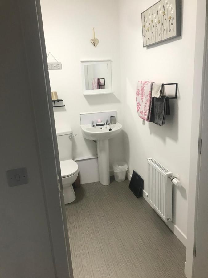 Modern And Bright Home In Quiet And Central Area Inverness Eksteriør billede