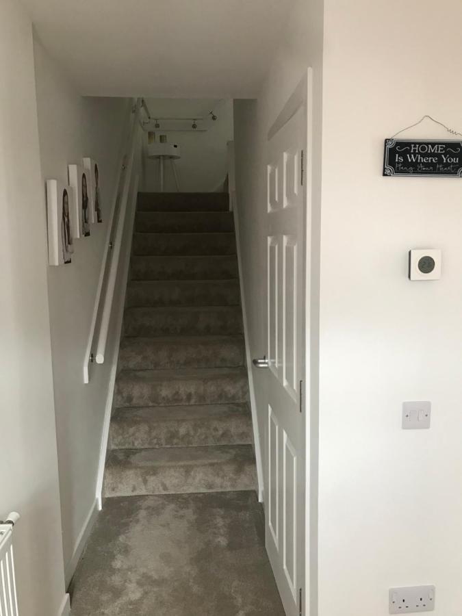 Modern And Bright Home In Quiet And Central Area Inverness Eksteriør billede